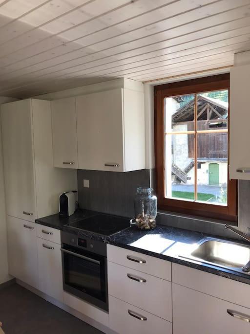 La Maisonnette : Charmante Maison Independante Salgesch Esterno foto