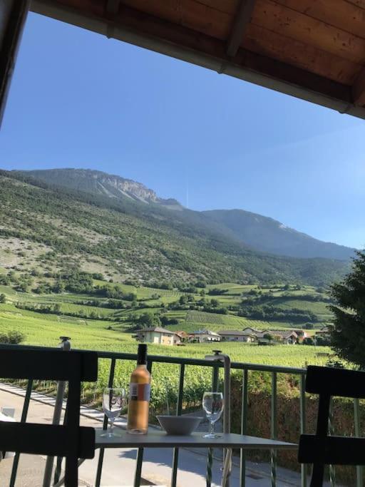 La Maisonnette : Charmante Maison Independante Salgesch Esterno foto